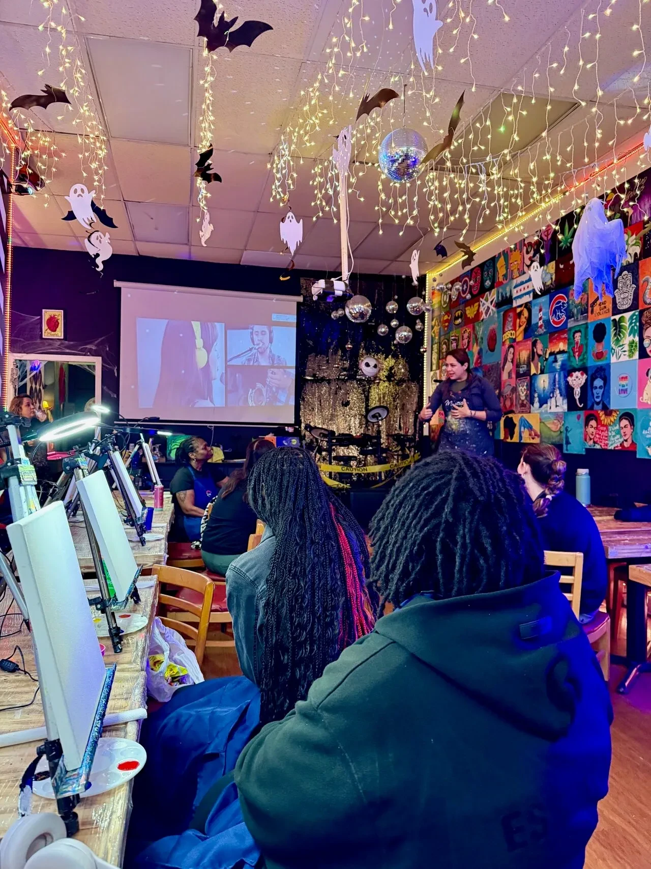 Wide room shot of Simeon Career Academy students at Museica